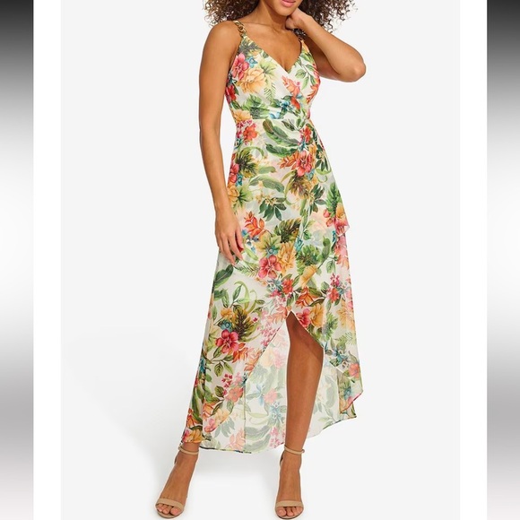 SIENA Dresses & Skirts - SIENA
Chiffon Floral Print V-Neck Chain Strap Surplice Pleated High Low Dress